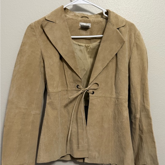 SOLD - Picture 2 of 5